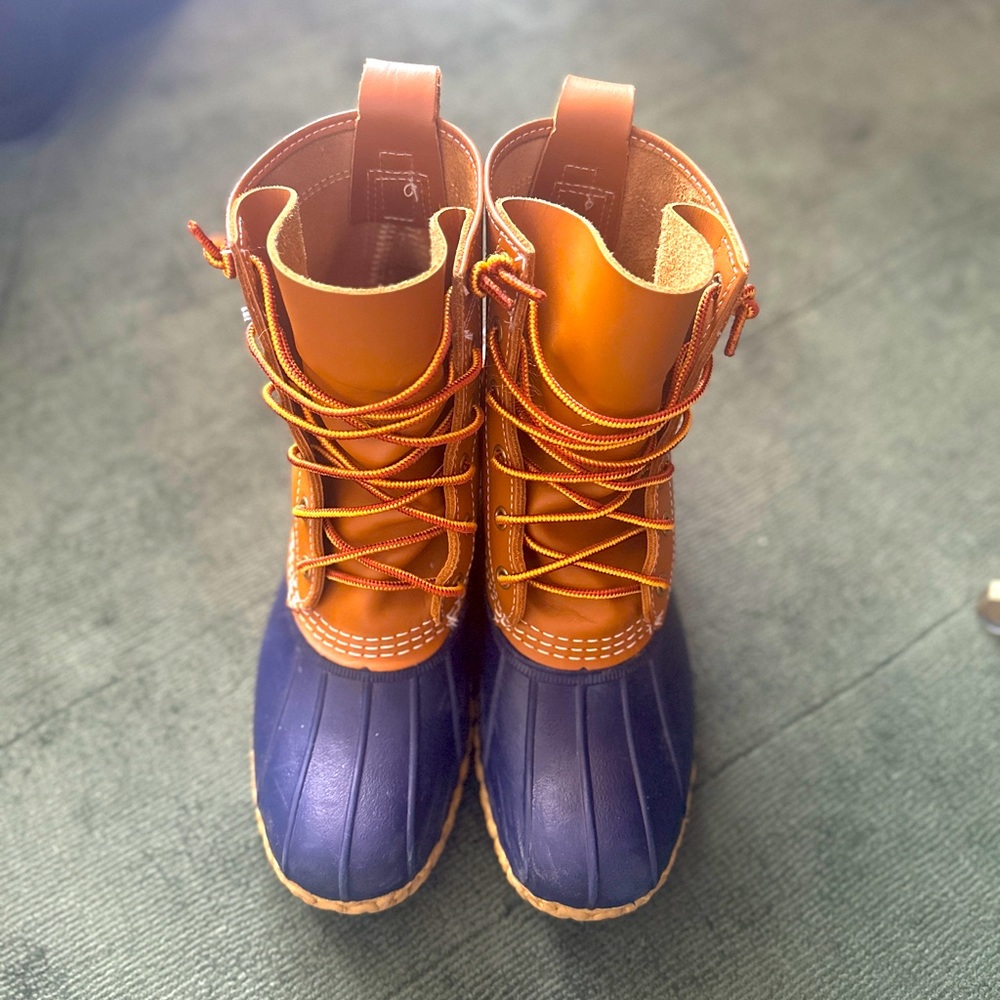 Women’s Size 8 L.L. Bean Classic Rain/Snow Boot